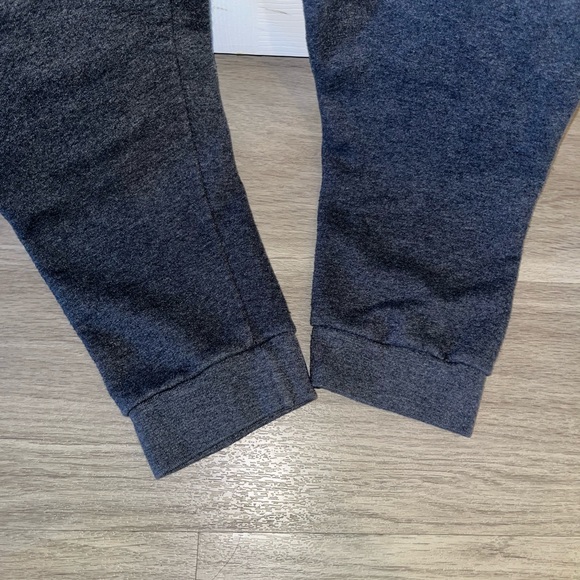 Florida Atlantic University Sweatpants - Picture 4 of 6